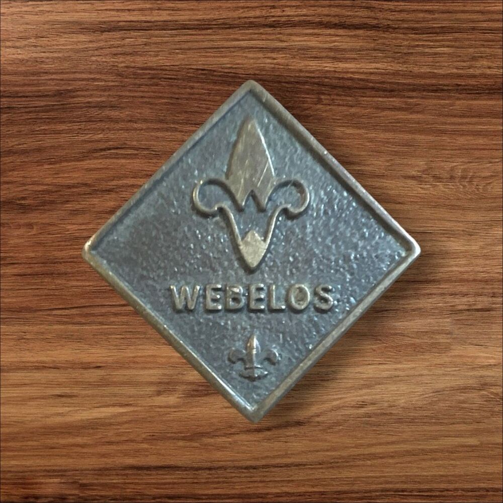 Vintage Boy Scouts Webelos Diamond Fleur de Lis Uniform Pin 3/4 Inch